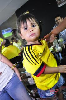 Foto 13 de Partido Colombia vs Ecuador en La Sala Club, Bucaramanga