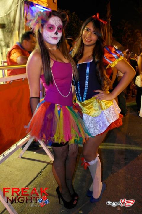 Foto 199 de Lolas - Halloween 2014 en Lolas Club Menga Cali, Cali