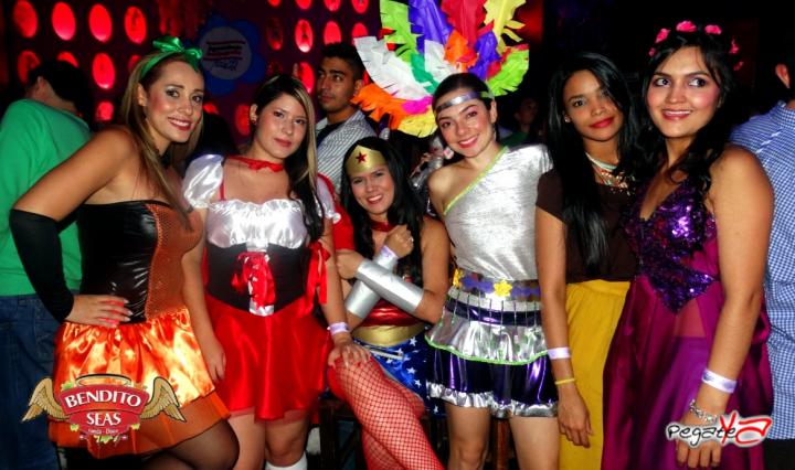 Foto 40 de Bendito Seas - Halloween 2014 en Discoteca Bendito Seas Medellin, Medellín