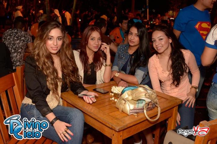 Foto 11 de Divino Cielo - Halloween 2014 en Divino Cielo Medellin, Medellín