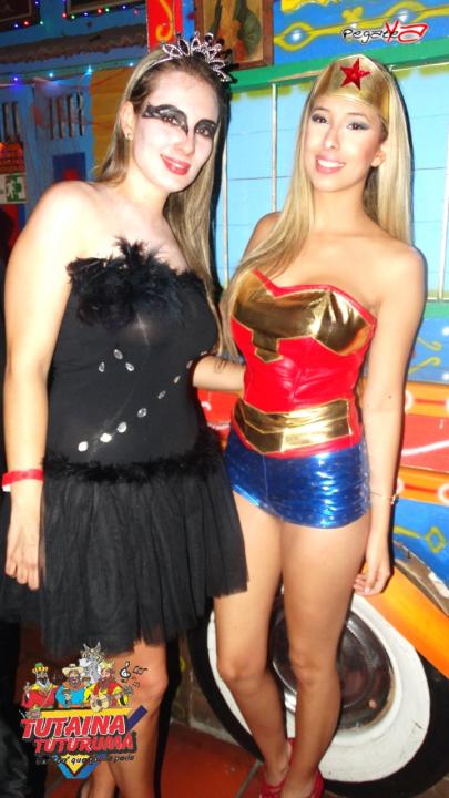 Foto 39 de Tutaina - Halloween 2014 en FONDA TUTAINA Medellin, Medellín