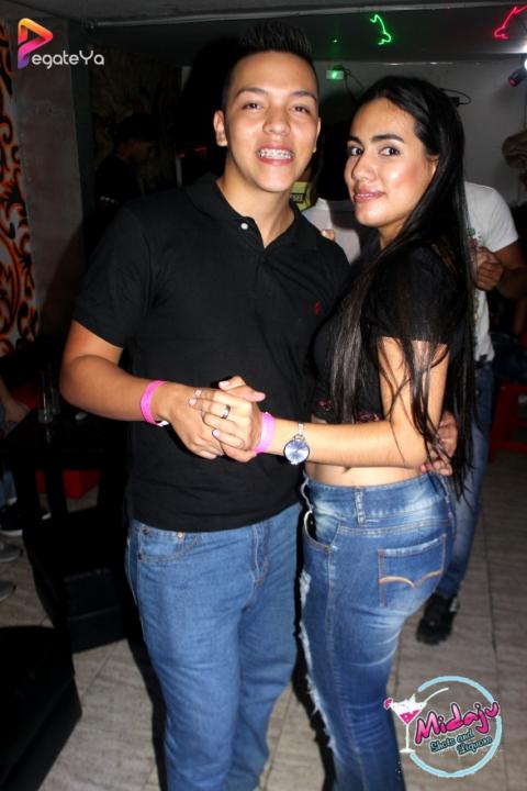 Foto 26 de Midaju - Feria 2015 en Midaju Bar
