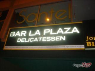 Foto 20 de Abril 14 del 2012 en La Plazza Delicatessen Manizales, Manizales