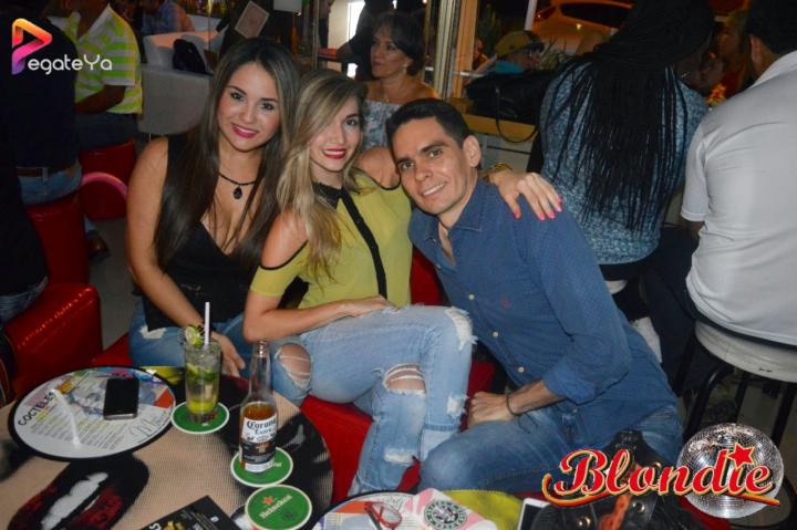 Foto 28 de Blondie - 4To Fds Mayo 2016 en Blondie Bar Cali, Cali