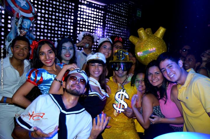 Foto 106 de Bling viernes 31 de octubre de 2014 en Bar Bling Bucaramanga, Bucaramanga