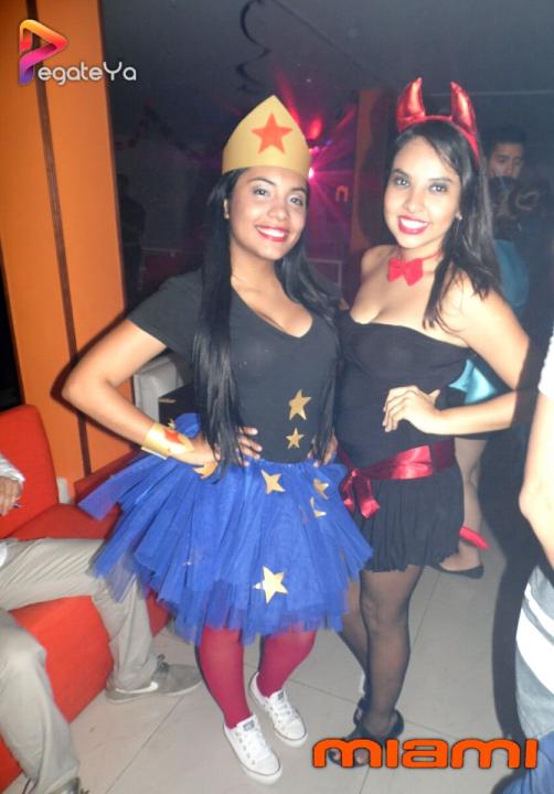 Foto 3 de Miami - Halloween 2015 en Miami Bar Cali, Cali