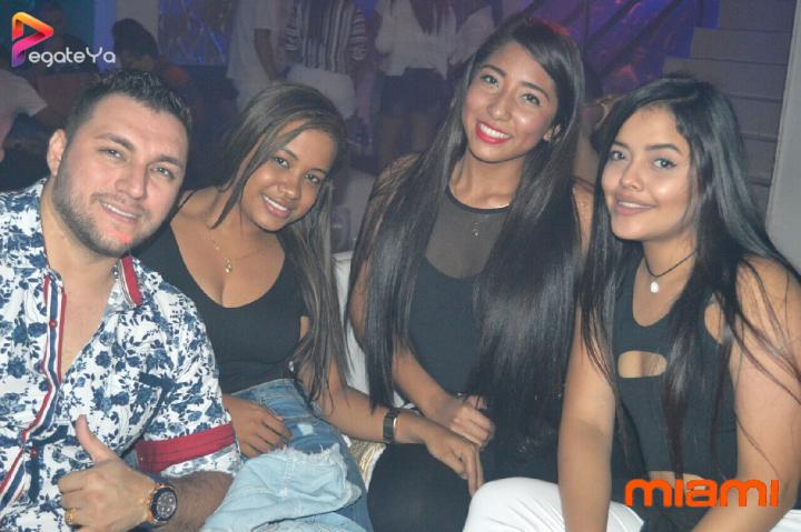 Foto 117 de Miami Bar - Feria de Cali 2016 en Miami Bar Cali, Cali