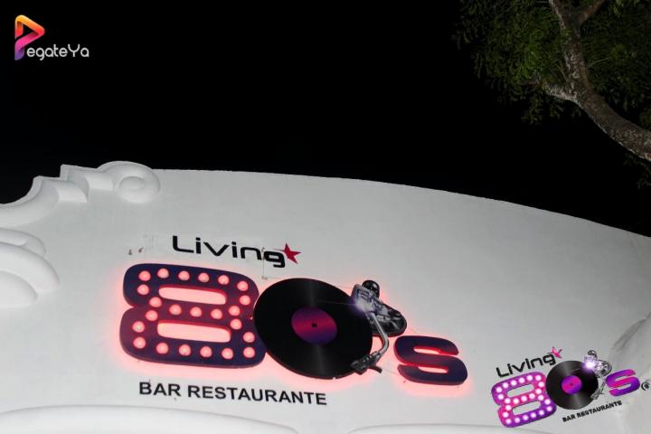 Foto 11 de Living 80´s - 3er & 4to Fds Marzo en Living Ochentas Cali, Cali