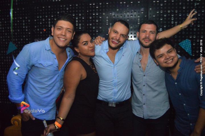 Foto 41 de PISO V - Sabado 16 de abril 2016 en Bar Piso V Bucaramanga, Bucaramanga