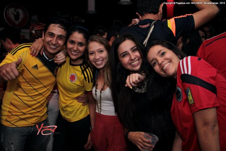 Foto 123 de Discoteca Malabar - 24 de Junio de 2014 en Discoteca Malabar Bucaramanga, Bucaramanga