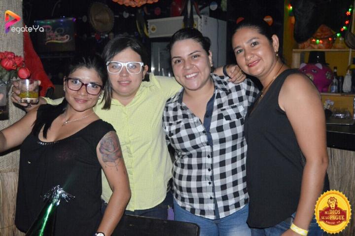 Foto 53 de Mi Dios se lo Pague - 2do Fds marzo 2017 en Fonda Mi Dios Se Lo Pague, Cali
