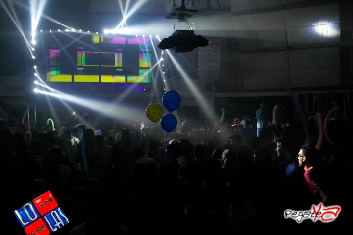 Foto 136 de Lolas - Alexis & Fido en Lolas Club Menga Cali, Cali