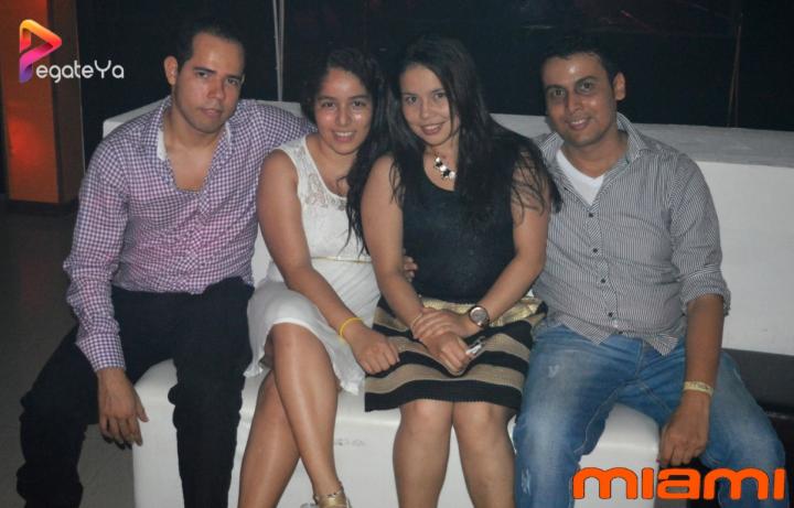 Foto 13 de Miami Bar - 1er FDS Agt 2015 en Miami Bar Cali, Cali