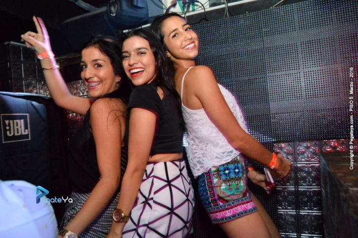 Foto 15 de PISO V - 12 marzo 2016 en Bar Piso V Bucaramanga, Bucaramanga