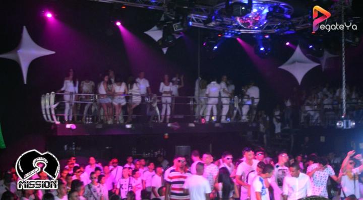 Foto 11 de 5ta Edicion Fiesta Blanca - Mission Club en Pegateya Cali, Cali