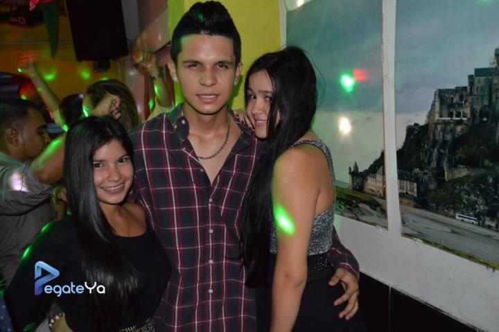 Foto 32 de Discoteca New York 28 de febrero de 2015 en Discoteca New York Bucaramanga, Bucaramanga