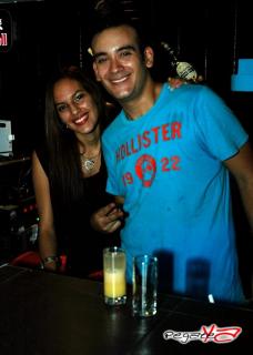 Foto 40 de Octubre 04 del 2013 en Moon Cocktail & Shots
