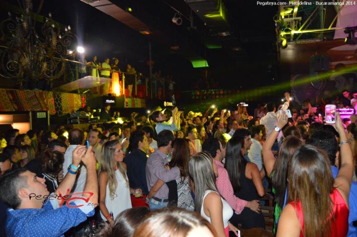 Foto 50 de Fotos Peter Manjarres en Discoteca Matildelina Bucaramanga, Bucaramanga