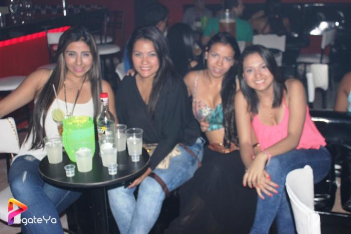 Foto 3 de Ampm Bar - 4to FDS Marzoo 2015 en Am / PM Bar - Cali, Cali