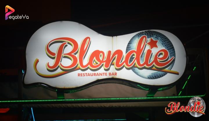 Foto 17 de Blondie - 4to FDS Junio 2015 en Blondie Bar Cali, Cali