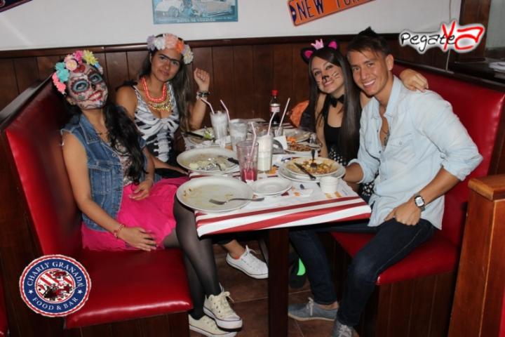 Foto 5 de Charly / Granada - Halloween 2014 en Charly, Cali