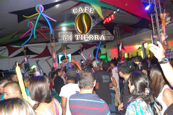 Foto 40 de Cafe mi Tierra - 3er Fds Abril 2016 en Cafe Mi Tierra, Cali
