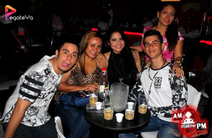 Foto 8 de Ampm Bar - Amor y Amistad 2015 en Am / PM Bar - Cali, Cali