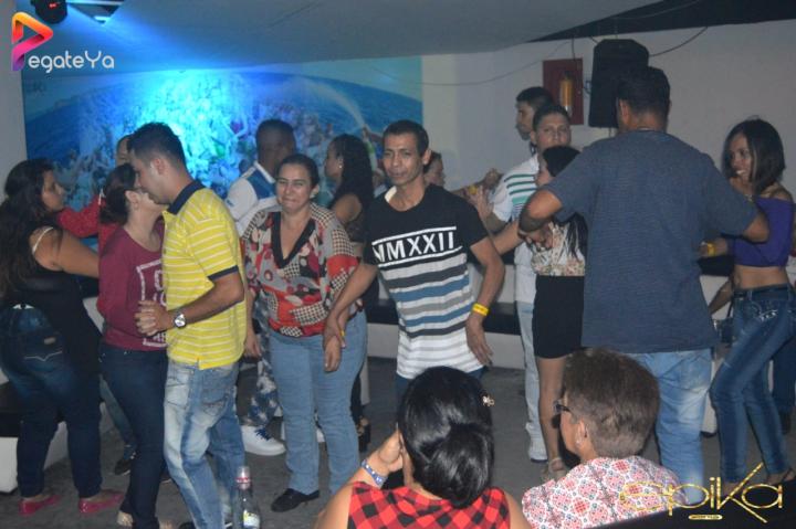 Foto 42 de Epika - 3er & 4to Fds Oct. 2016 en Epika Night Club, Cali