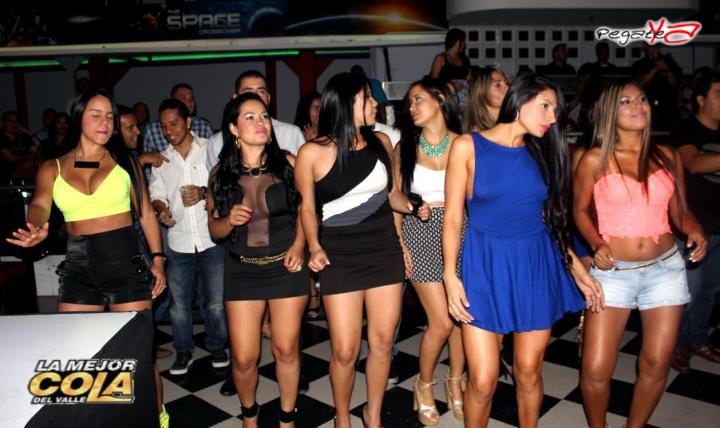 Foto 109 de La Mejor Cola del Valle 2014 ( Final ) en Space Menga, Cali