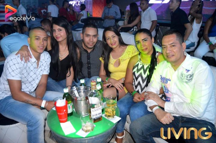 Foto 74 de Living - 3er & 4To Fds Octubre 2016 en Living Night Club, Cali