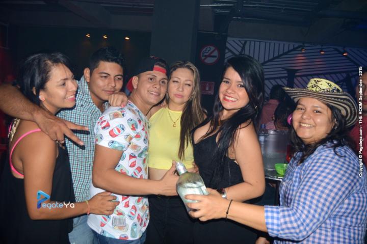 Foto 33 de The Rooms Barrancabermeja en Fiestas Colombia, Medellín