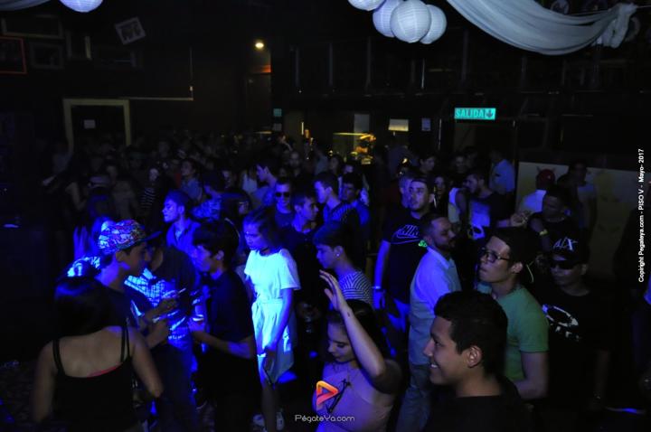 Foto 11 de Piso V - Sábado 6 de mayo de 2017 en Bar Piso V Bucaramanga, Bucaramanga