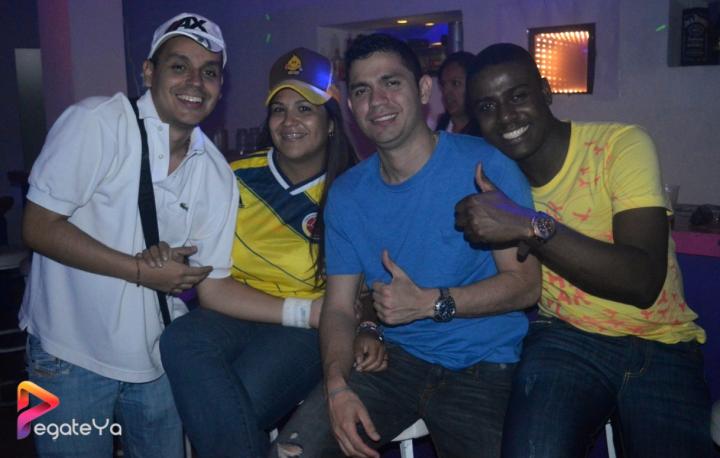 Foto 6 de Ahma Bar - 1er FDS Junio 2015 en Ahma Cali, Cali