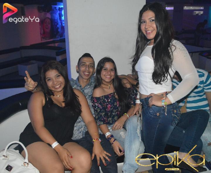 Foto 12 de EPIKA - 4to FDS SEP. 2016 en Epika Night Club, Cali