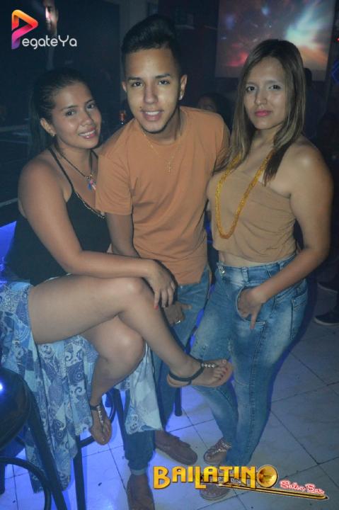 Foto 12 de Bailatino - 4TO Fds Agosto 2016 en Bailatino - Bar, Cali