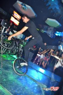 Foto 83 de Discoteca Prizma 26 noviembre 2011 en Prizma Discoteca Medellin, Medellín