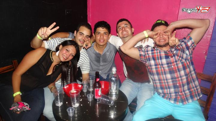 Foto 43 de Sam Puès Bar - Sept. 13 en Discoteca Sam Pues Medellin, Medellín