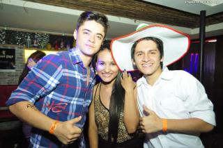 Foto 30 de Bar DF - 28 de marzo de 2014 en Discoteca DF Bucaramanga, Bucaramanga