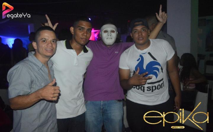 Foto 32 de Epika - Hallowen 2016 en Epika Night Club, Cali