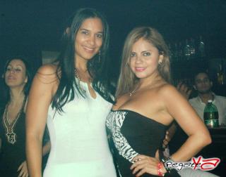 Foto 8 de Zambomba - Marzo 15 en Club Zambomba, Cali