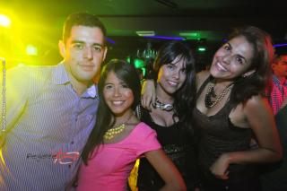 Foto 34 de Bar BLING 12 de abril de 2014 en Bar Bling Bucaramanga, Bucaramanga