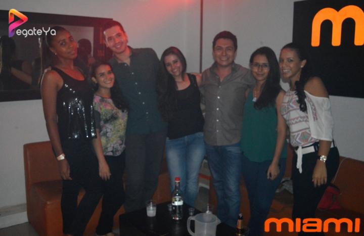 Foto 14 de Miami Bar - 1er FDS Agt 2015 en Miami Bar Cali, Cali
