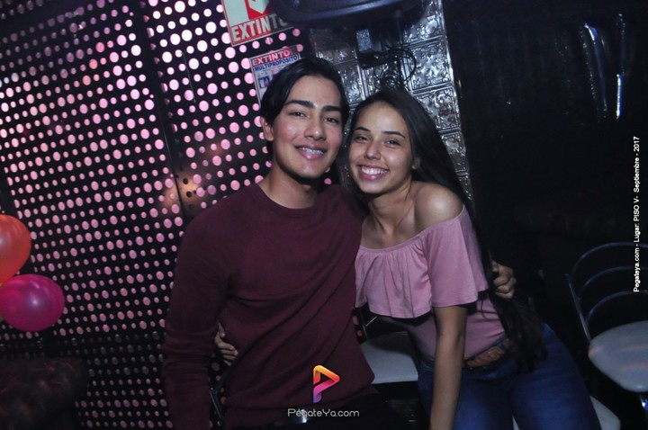 Foto 19 de PISO V - sábado 2 de sep 2017 en Bar Piso V Bucaramanga, Bucaramanga