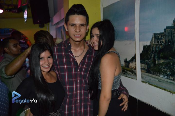Foto 33 de Discoteca New York 28 de febrero de 2015 en Discoteca New York Bucaramanga, Bucaramanga