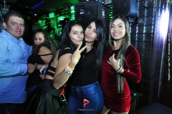 Foto 22 de PISO V - Sabado 22 de julio de 2017 en Bar Piso V Bucaramanga, Bucaramanga