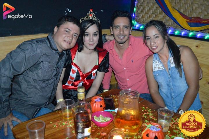 Foto 33 de Mi Dios Se Lo Pague - Hallowen 2016 en Fonda Mi Dios Se Lo Pague, Cali