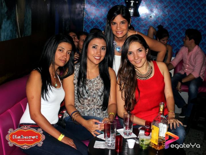 Foto 6 de Kabaret Bar - Enero 17 y 24 del 2015 en Kabaret - Granada, Cali