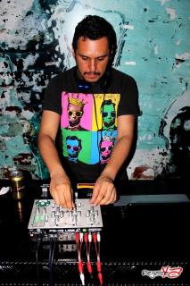 Foto 12 de Cave Electronic - Abril 26 del 2014 en Cave Electronic, Cali