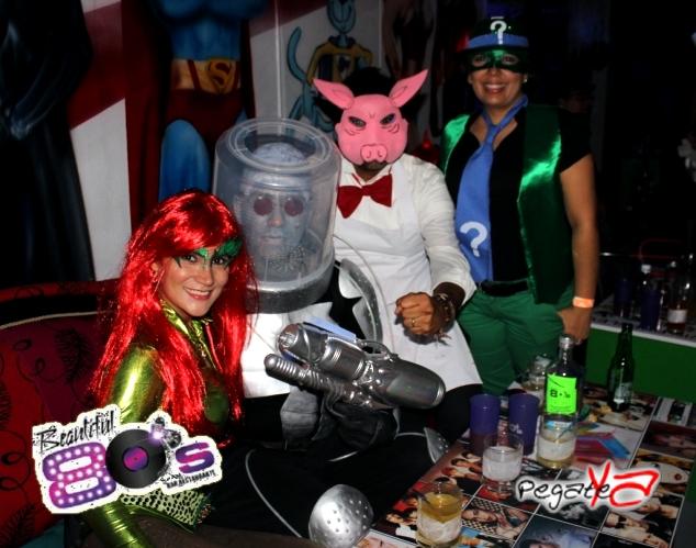 Foto 45 de Beautiful 80`s - Halloween 2014 en Beautiful 80`s Cali, Cali