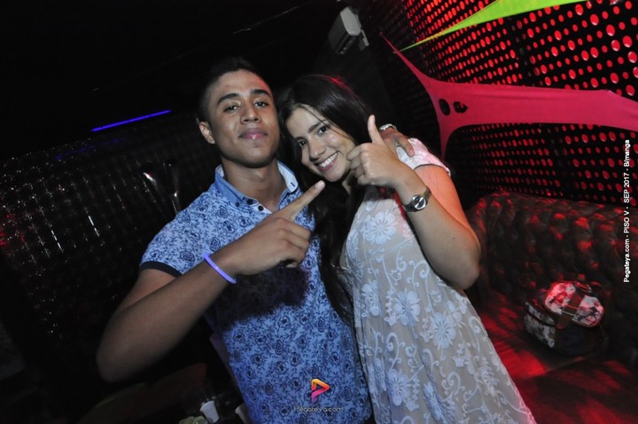 Foto 73 de PISO V - viernes 29 de sep 2017 en Bar Piso V Bucaramanga, Bucaramanga